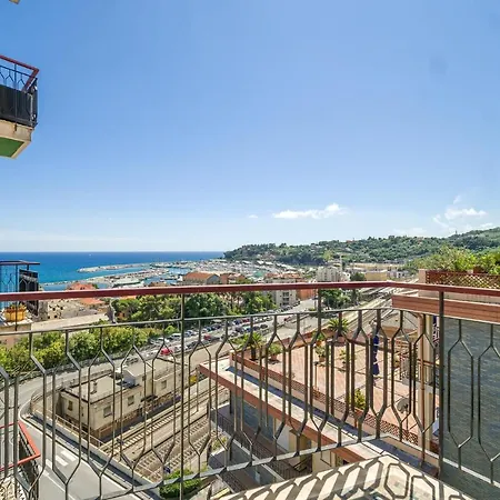 Apartment Apartment Varazze